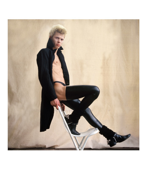Portread o Billy Idol ifanc